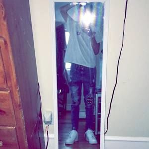 Meet your Posher, Philip